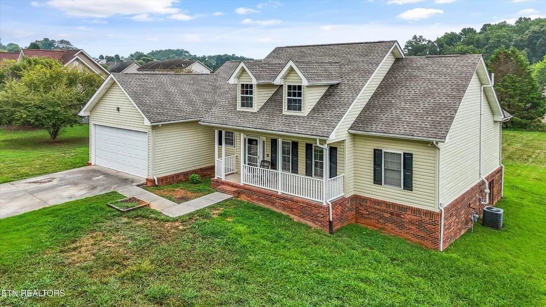 Photo of 1924 River Vista Circle