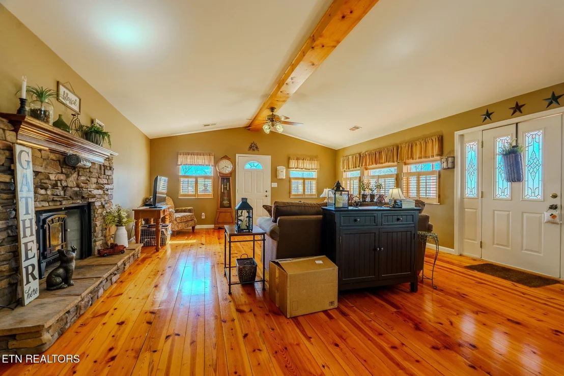 Photo of 140 Britton Rd
