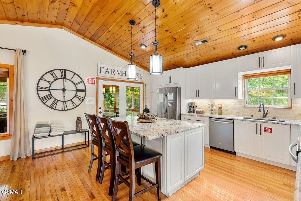 Photo of 3820 Pleasant View Lane