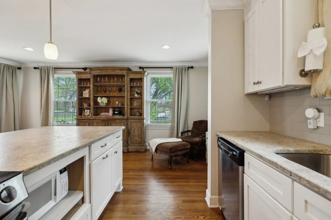 Photo of 5601 Stoneway Trl