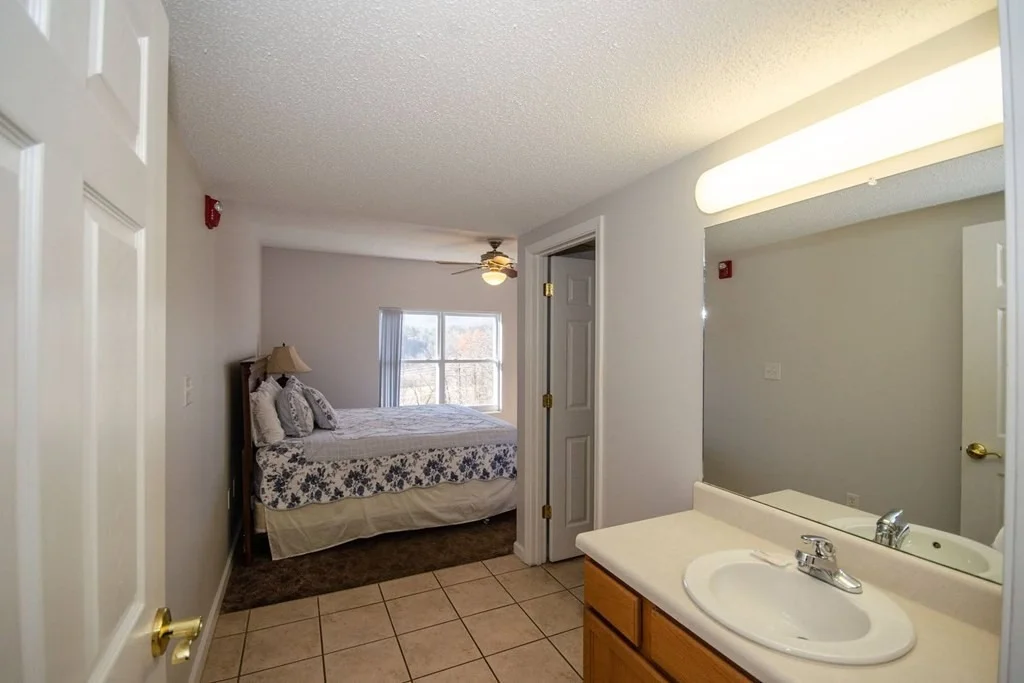Photo of Unit 621 at 205 Ogle Drive