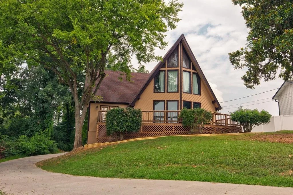 Photo of 372 Grandview Drive