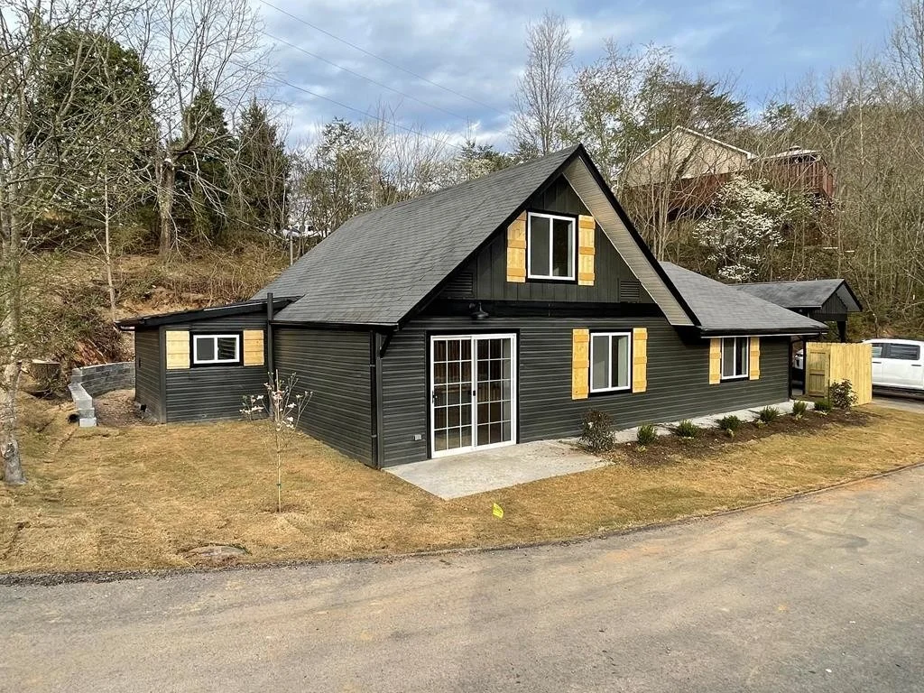 Photo of 372 Indian Knob Circle