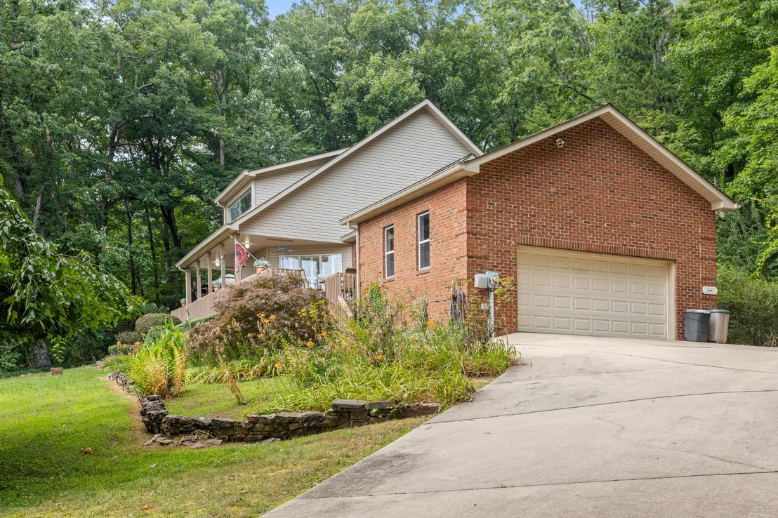 Photo of 355 Myers Avenue