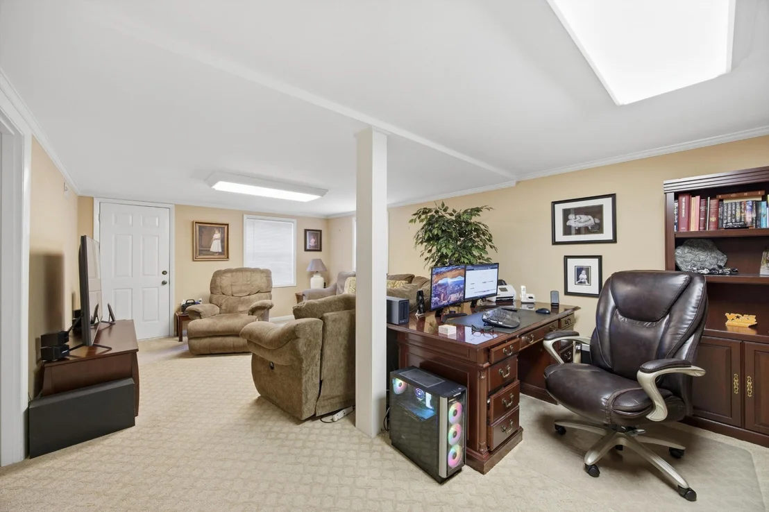 Photo of 601 Highview Circle