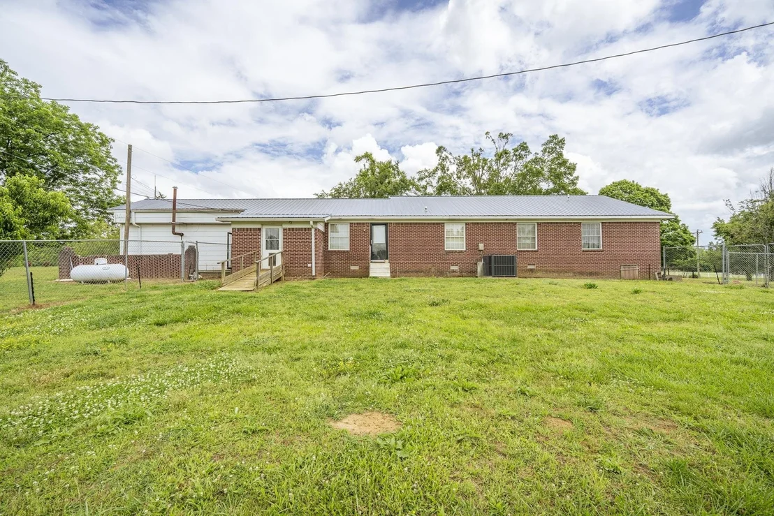 Photo of 8809 Hwy 22