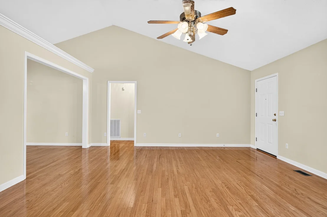 Photo of 1175 Dover Dr