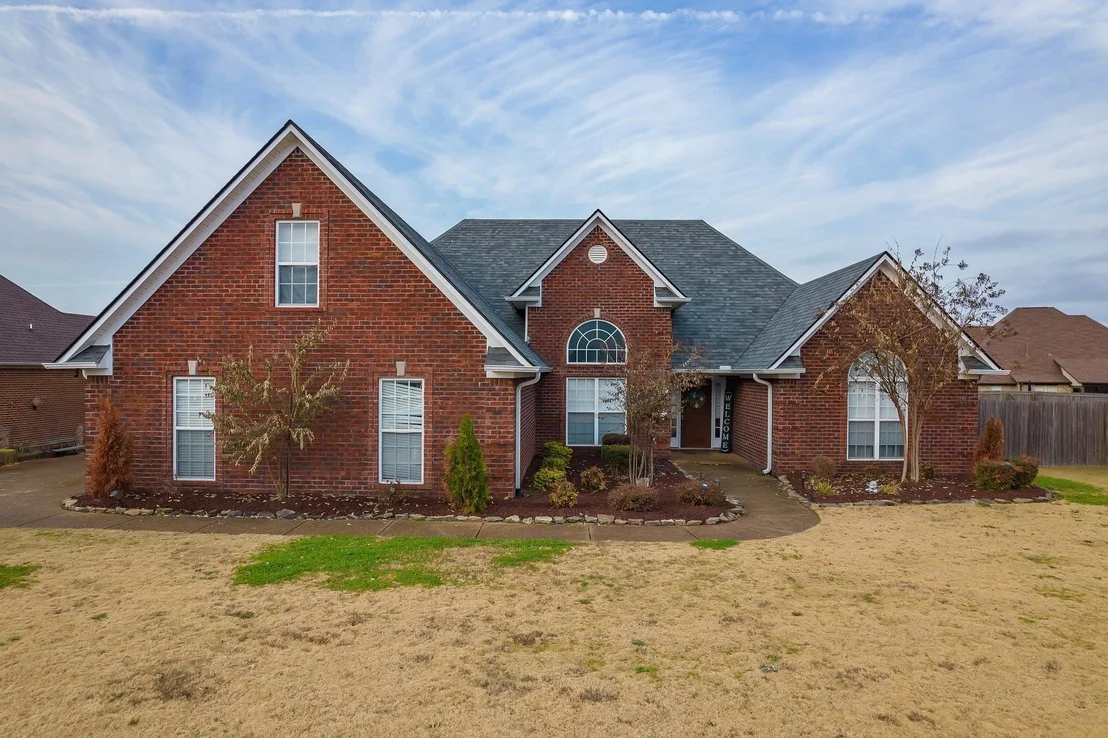 Photo of 315 SHORT LEAF DR
