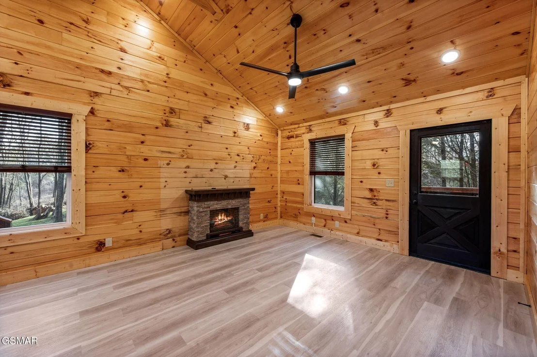Photo of 1065 Timberlake Circle
