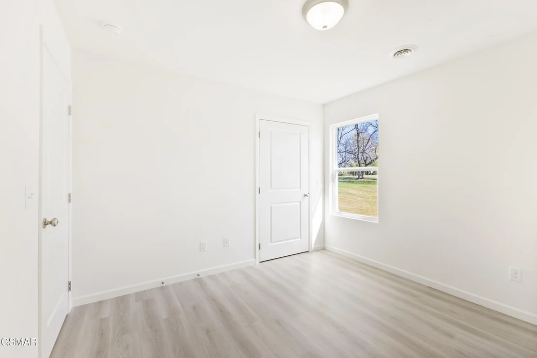 Photo of 210 Baylor Avenue