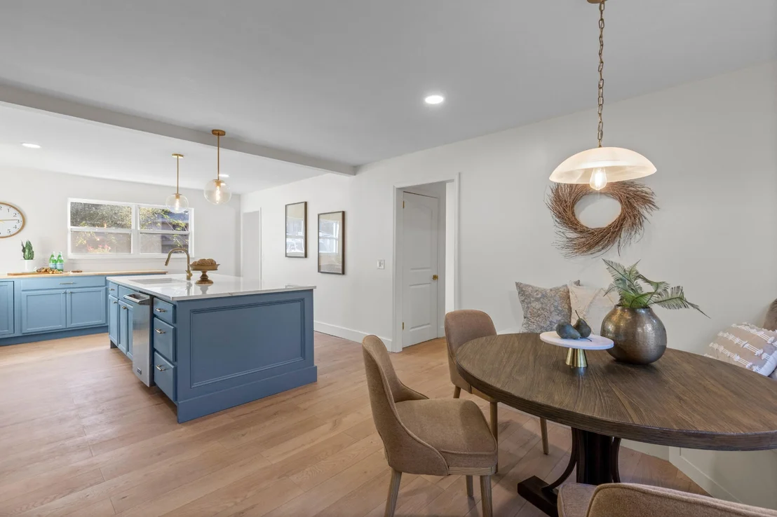 Photo of 7015 Fairington Circle