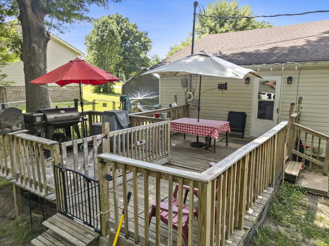 Photo of 155 Penny Ln