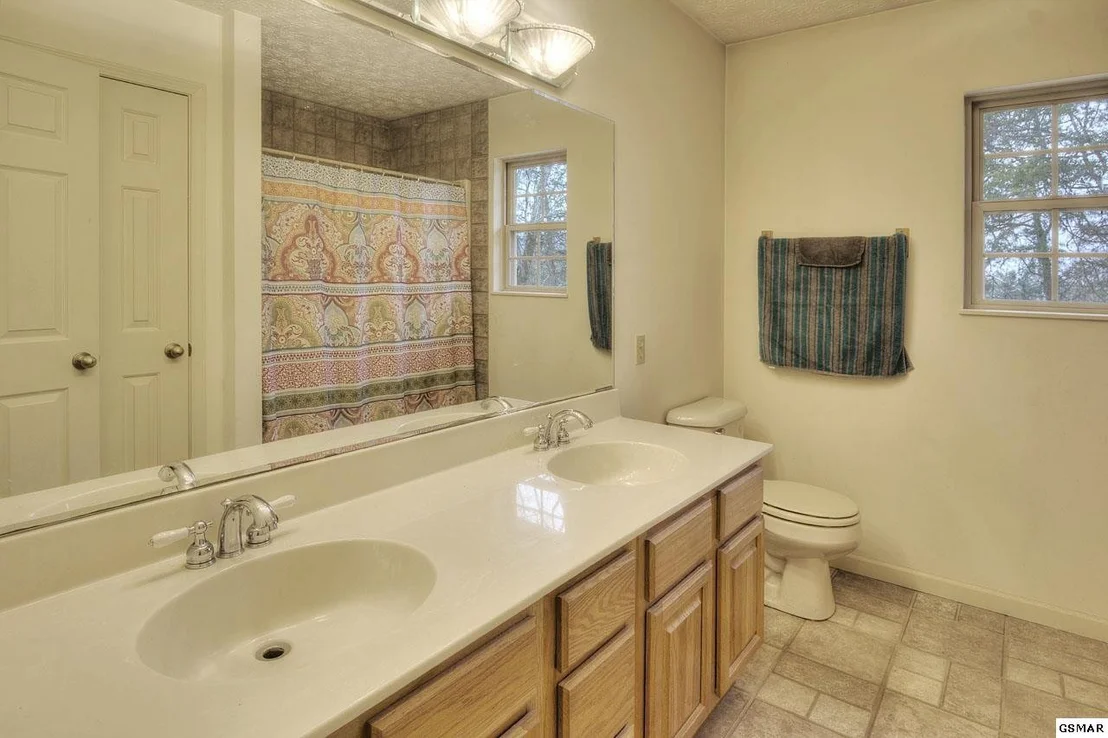 Photo of 521 Cedar Top Drive