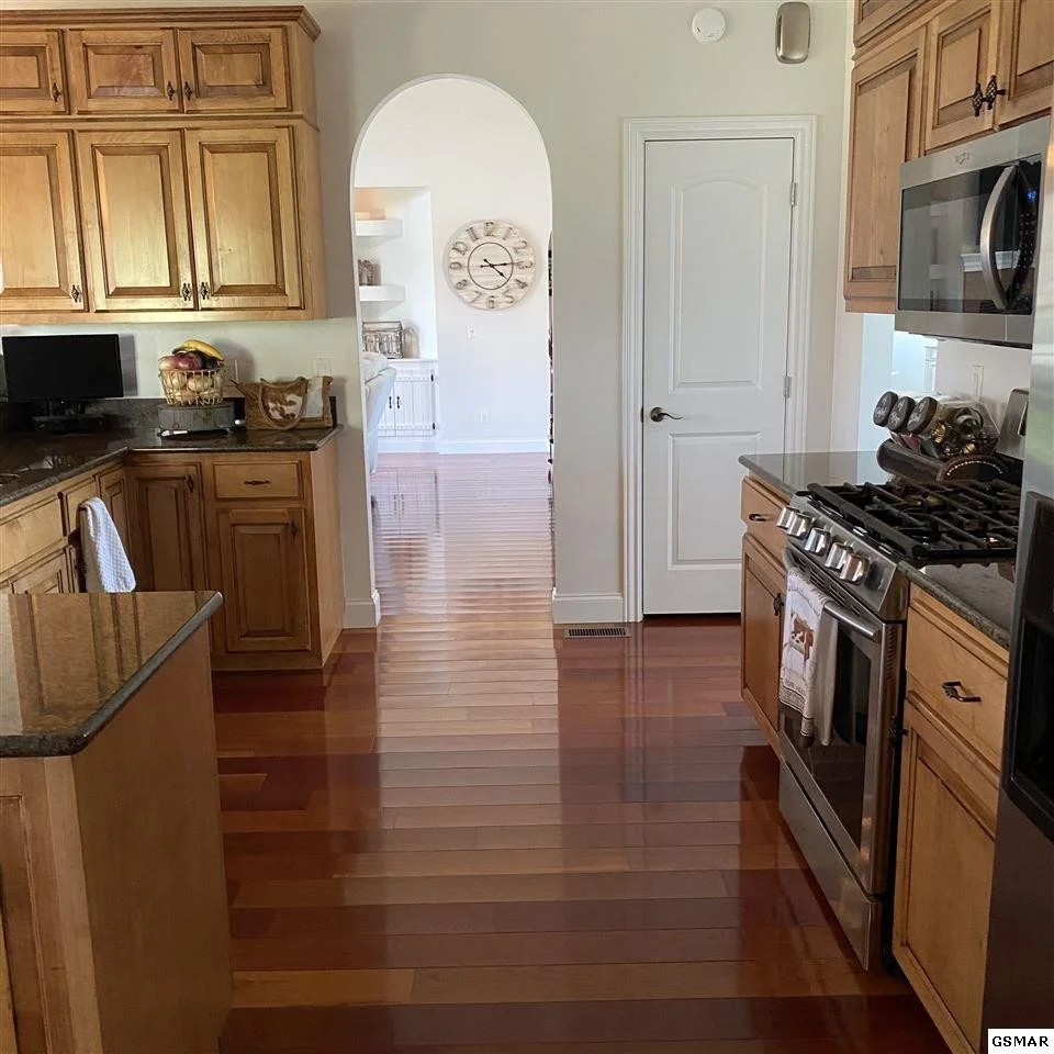 Photo of 1469 Robert Ridge