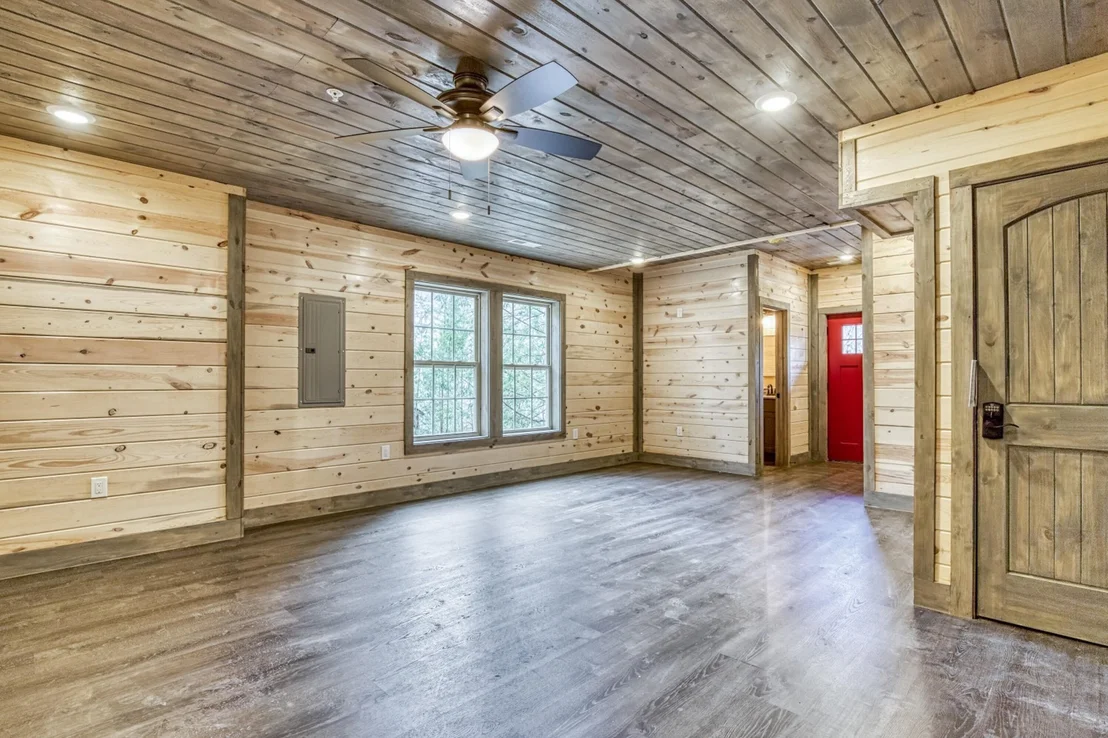 Photo of 712 Golden Eagle Way
