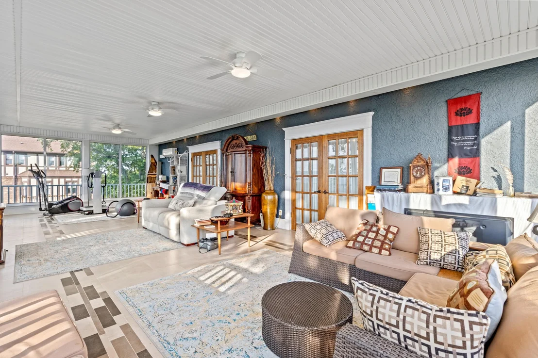 Photo of 46 N Crest Road