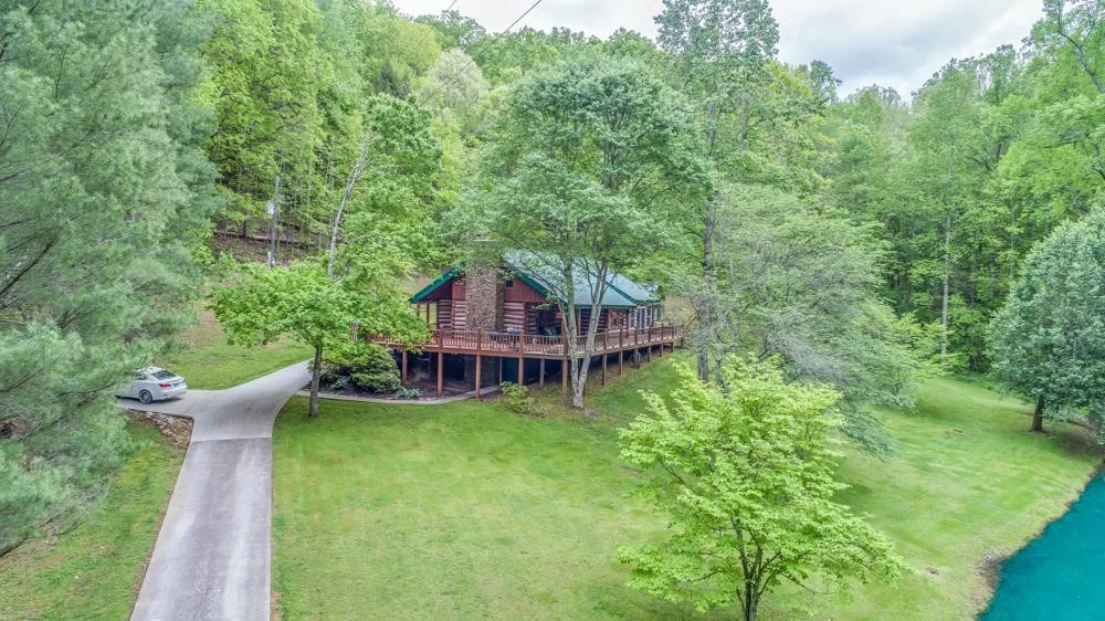 Photo of 1049 Alpine Rd