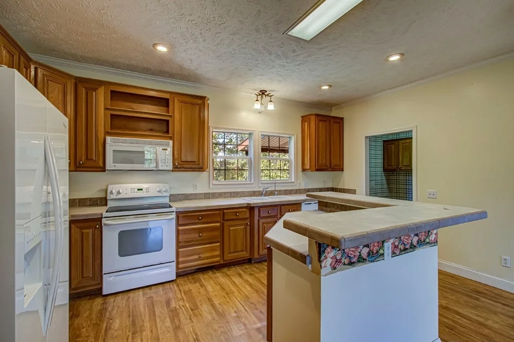 Photo of 345 Hance Way