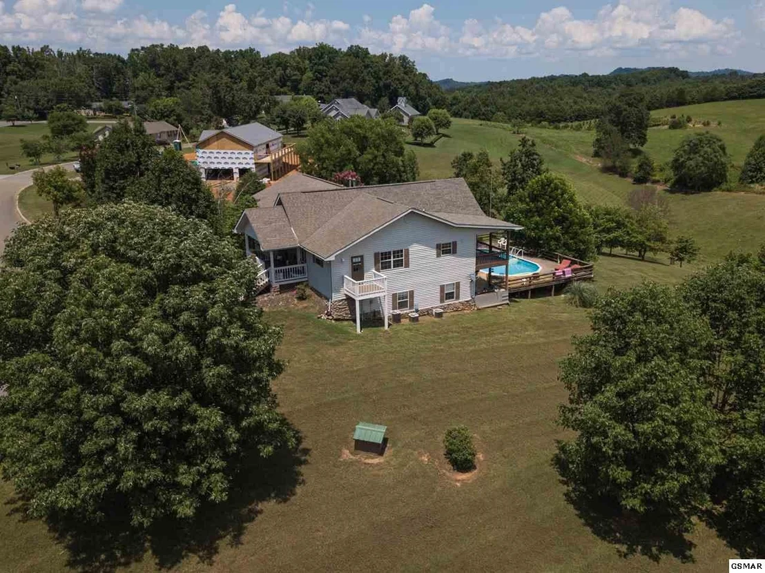 Photo of 160 Estele Drive