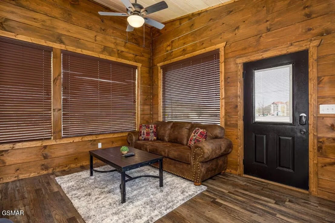 Photo of 3103 Veterans Boulevard