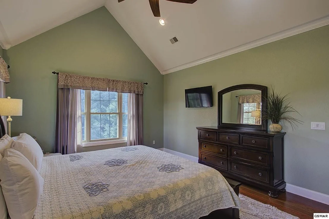 Photo of 712 Pleasant Valley Drive