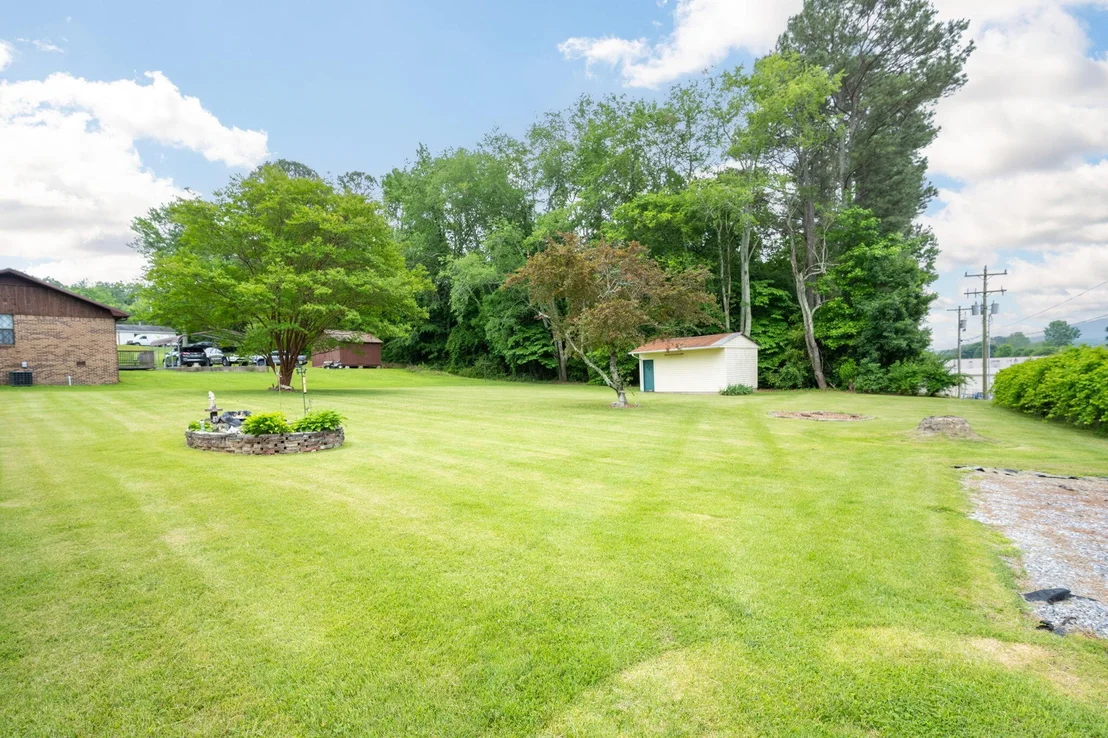 Photo of 102 Hobbs Ridge Road