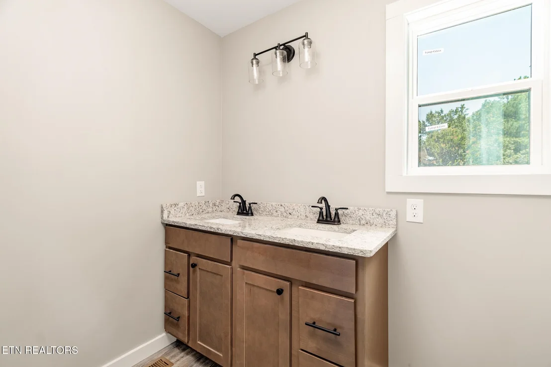 Photo of 729 Whippoorwill Circle