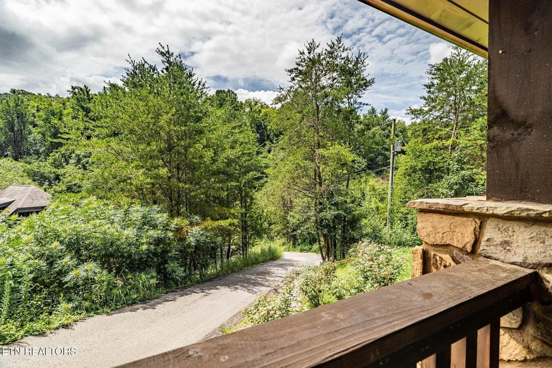 Photo of 615 Rainbow Rd
