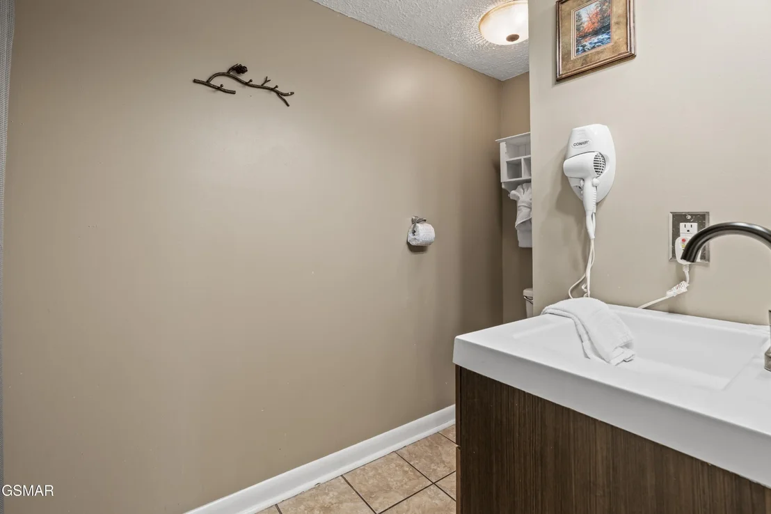 Photo of 1708 Ridgecrest Drive