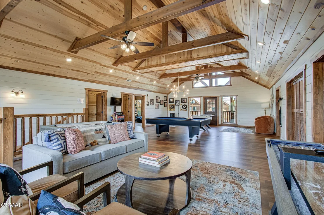 Photo of 2215 Jericho Way