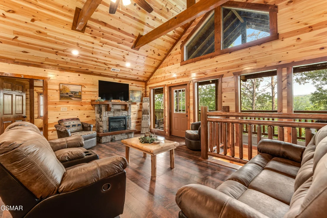 Photo of 2586 Rogers Way