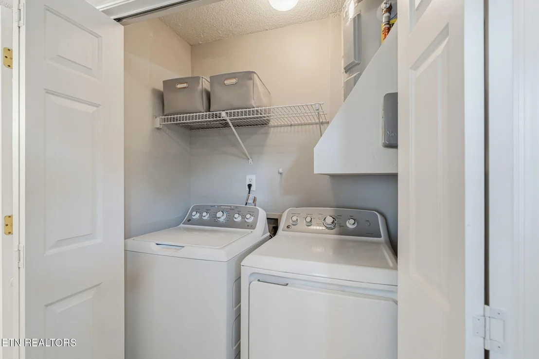 Photo of 453 Amanda Circle