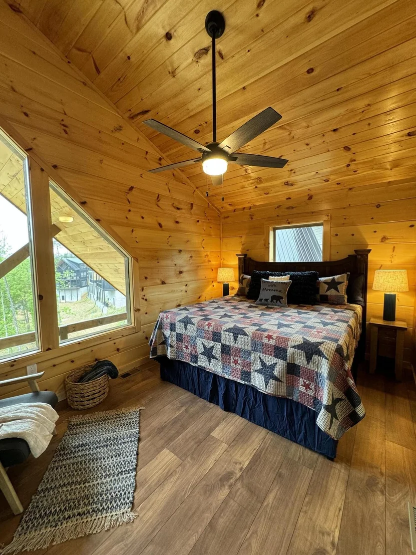Photo of 2880 Sequoia Road