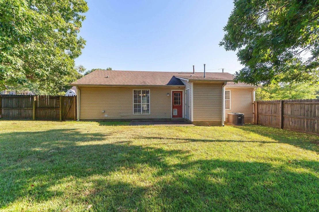Photo of 120 LOST CREEK DR