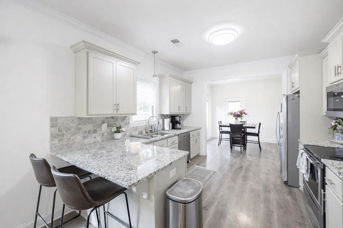 Photo of 137 Executive Dr