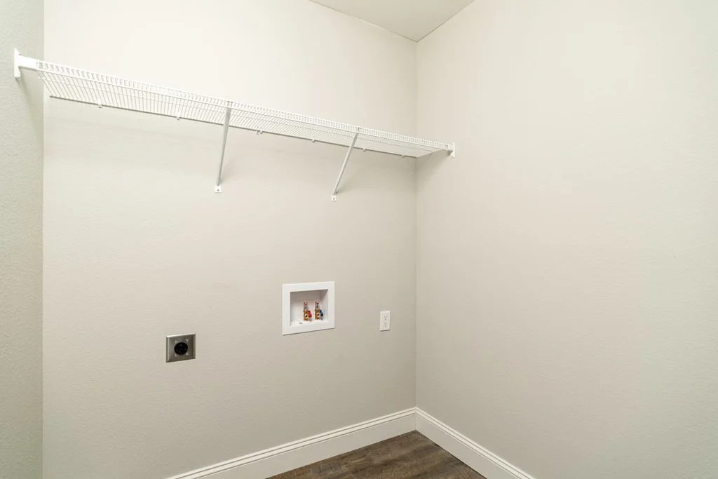 Photo of 1420 S Circle Drive