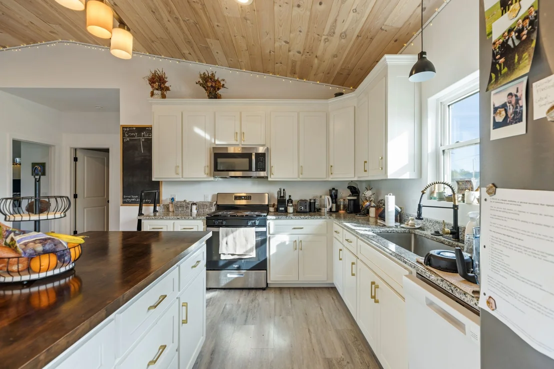 Photo of 448 Duncan Cir
