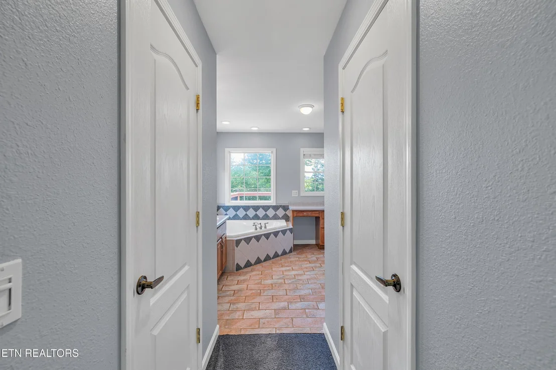 Photo of 4040 Roundtop Drive