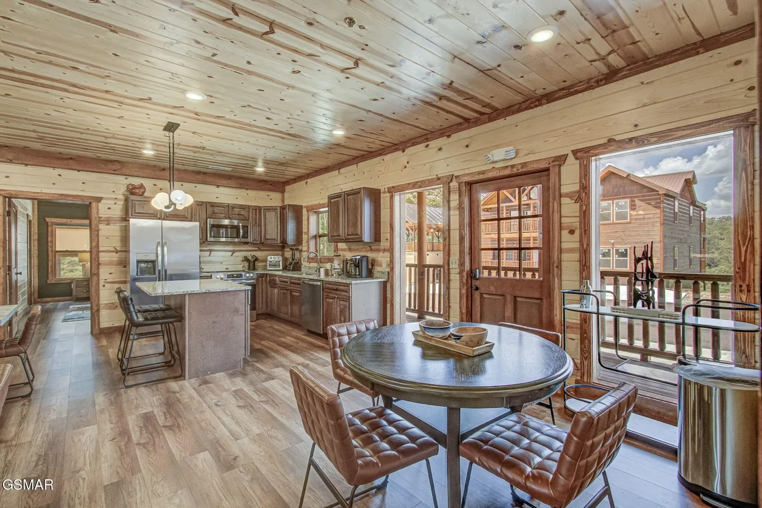 Photo of 2215 Jericho Way