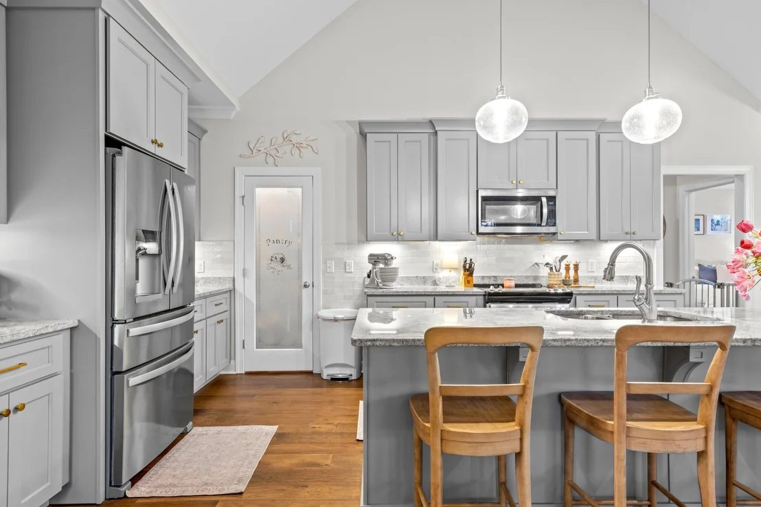 Photo of 6335 Satjanon Drive