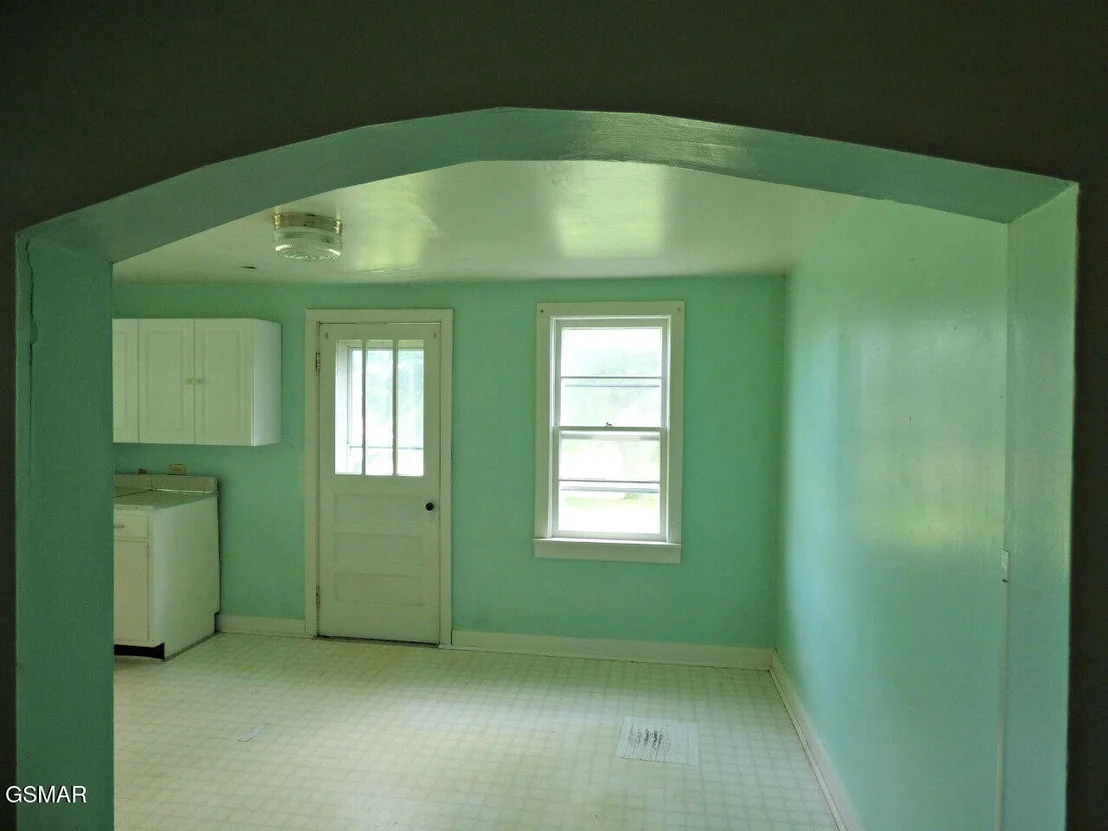 Photo of 485 Longmire Road