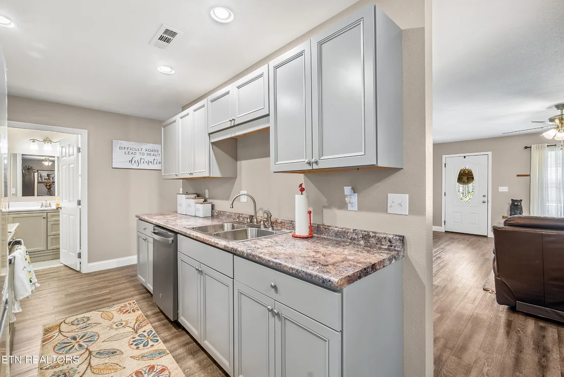 Photo of 314 Two View Rd