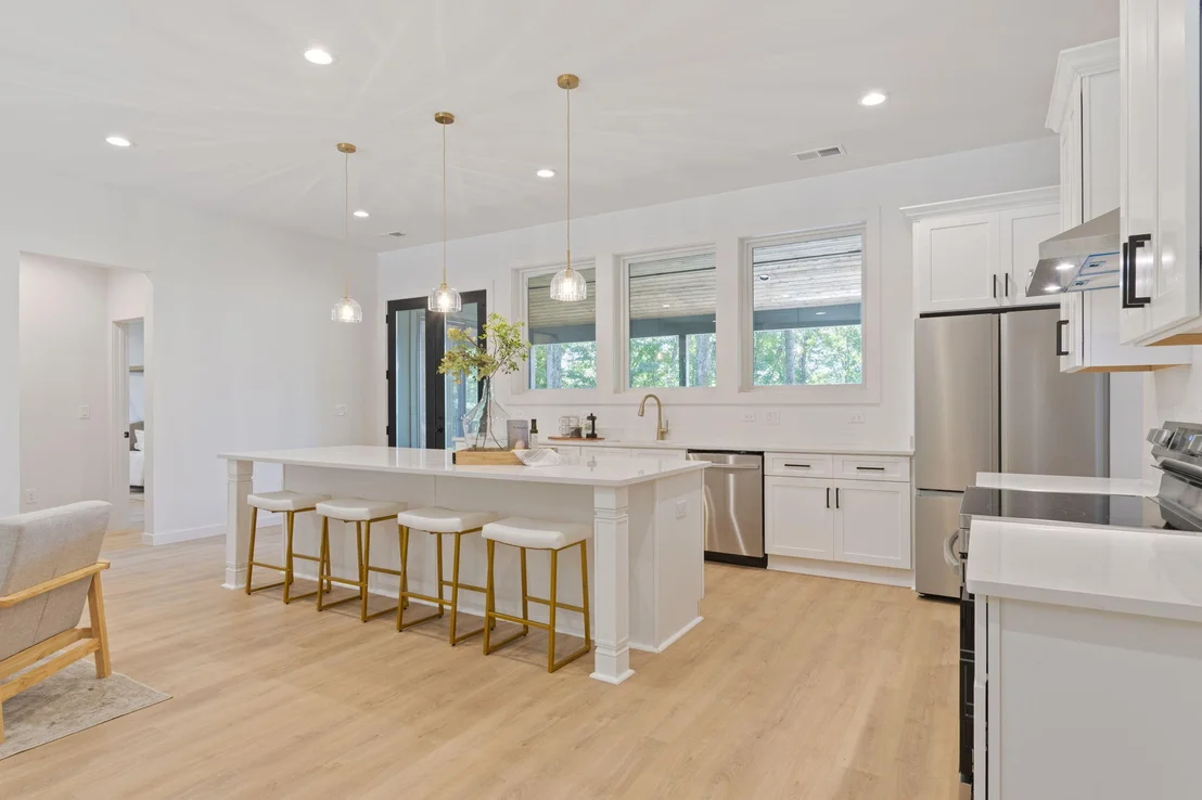 Photo of 824 Valley View Drive