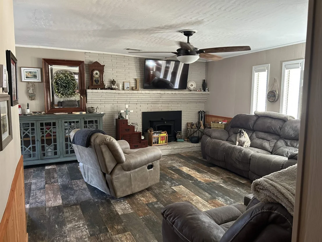 Photo of 5 CR 377 RD