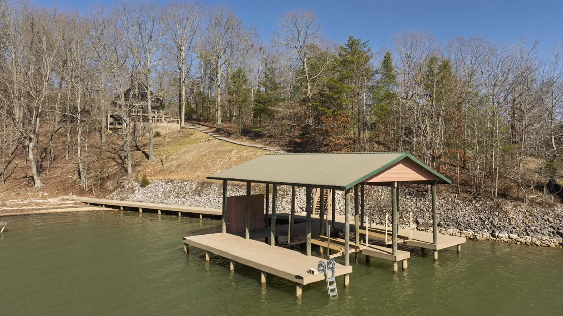 Photo of 1572 Lodge Road