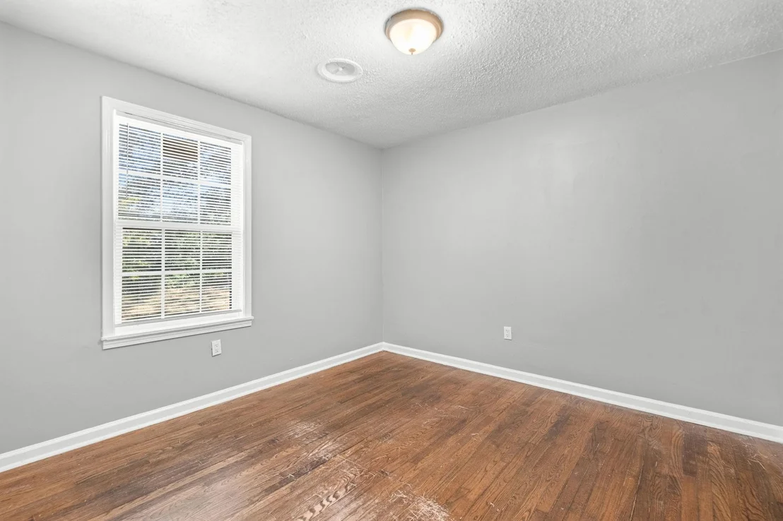 Photo of 1794 BALDWIN AVE