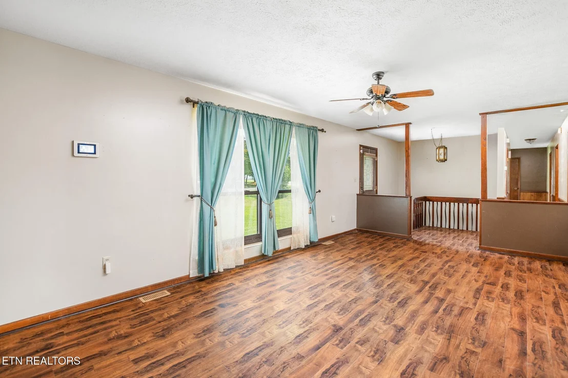 Photo of 230 Grandview Drive
