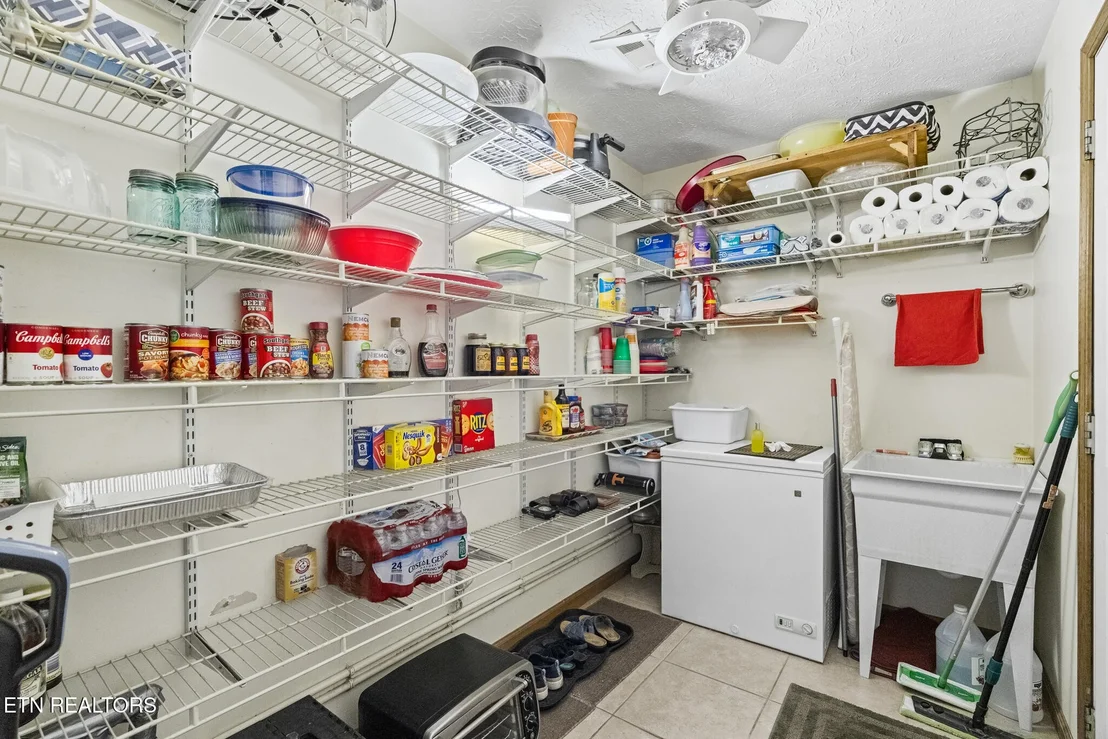Photo of 945 Circle Drive