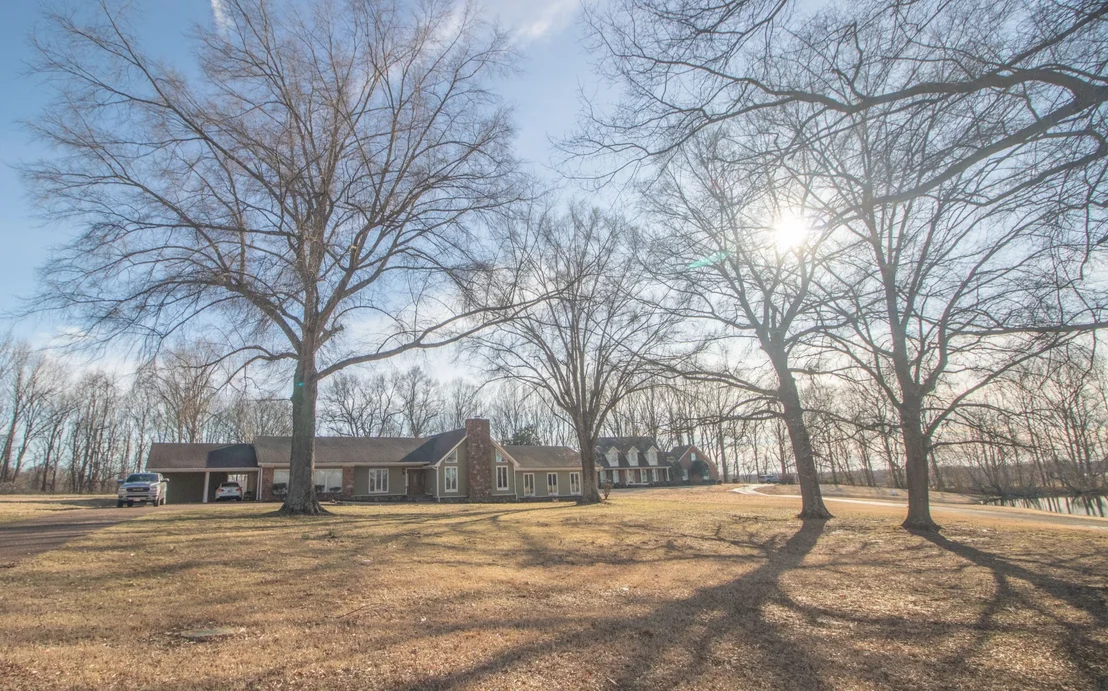 Photo of 23 Forked Oak Ln