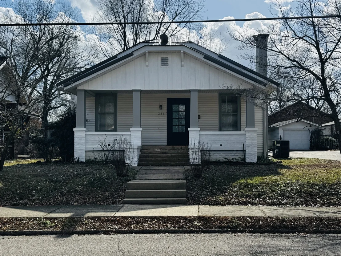 Photo of 321 Walnut St